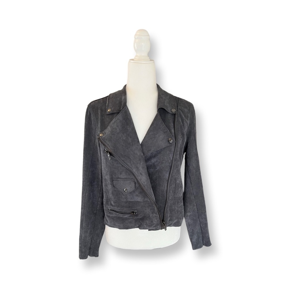 Women’s Super Stylish Suede Moto Style Jacket from Anthropologie ❤️

Size Medium